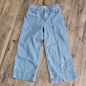 Zara Wide Leg Front Seam Crop Jeans In Medium Light  Blue Wash Size US 4